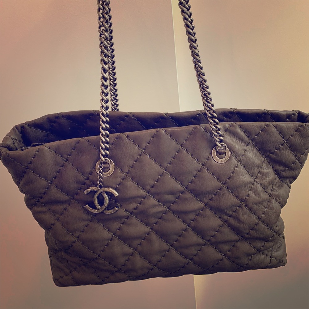 Authentic grey leather Chanel tote